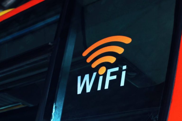 Wi-Fi 光回線　プロバイダー